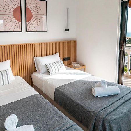 Sea View Studio At Xenios Avlais อลิกานาส ภายนอก รูปภาพ